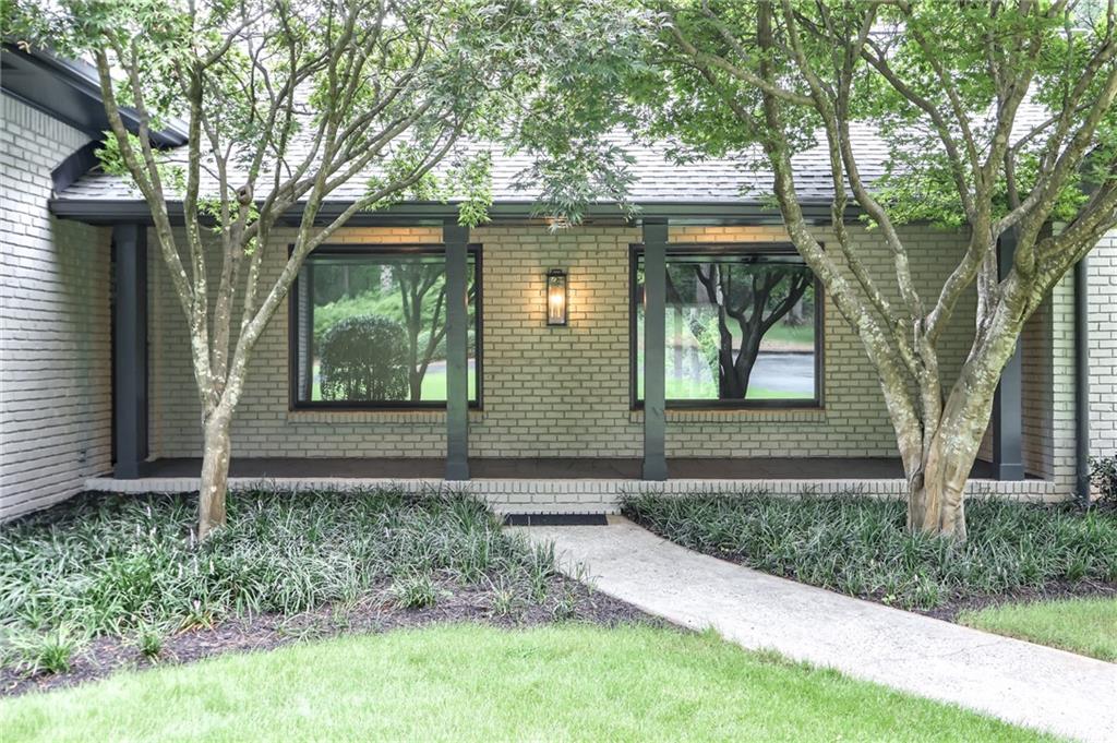 350 Shadowlawn Road Se Property Photo 5