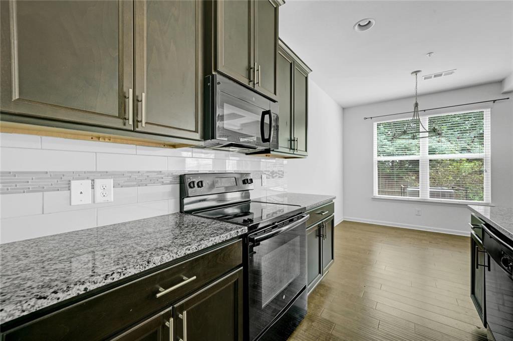 3908 Augustine Place Property Photo 17