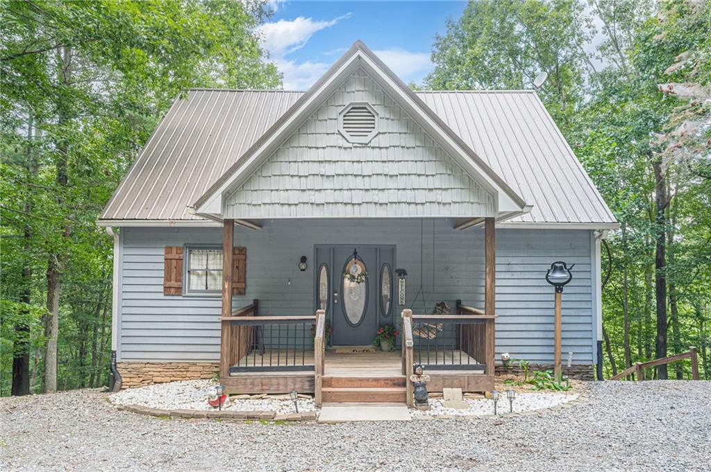 296 Mohawk Trail Property Photo 1