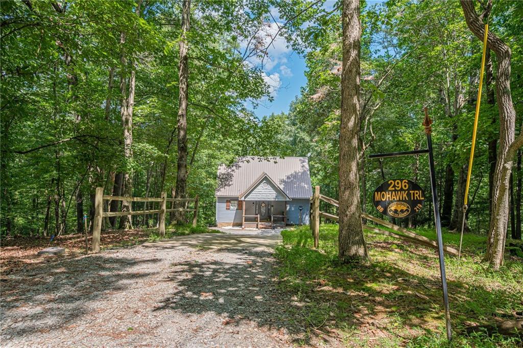 296 Mohawk Trail Property Photo 4