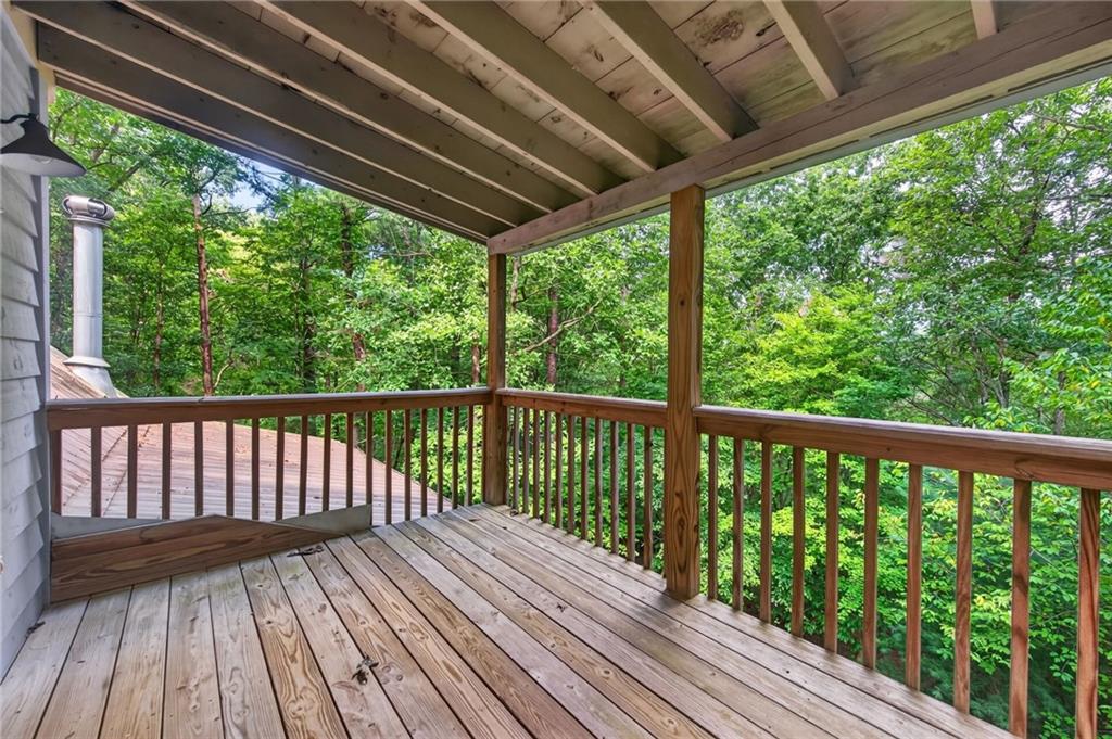 296 Mohawk Trail Property Photo 25