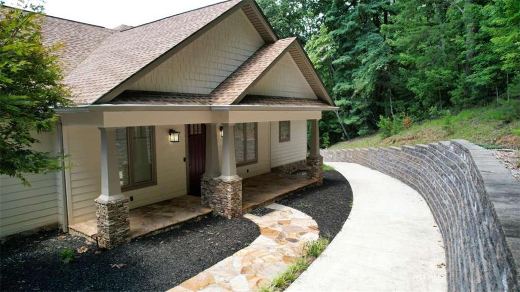 271 Highlands Dr Property Photo 2