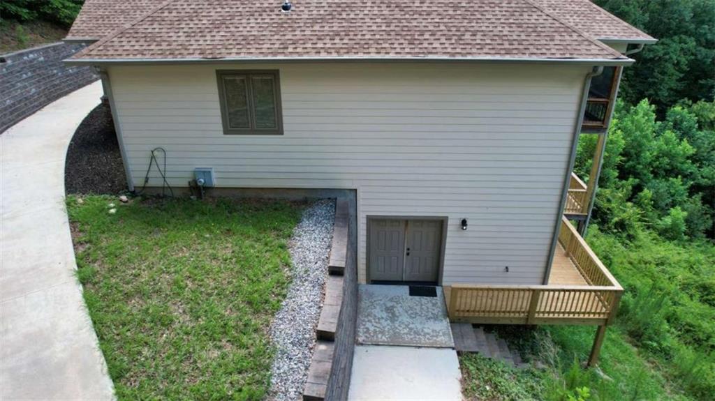 271 Highlands Dr Property Photo 4