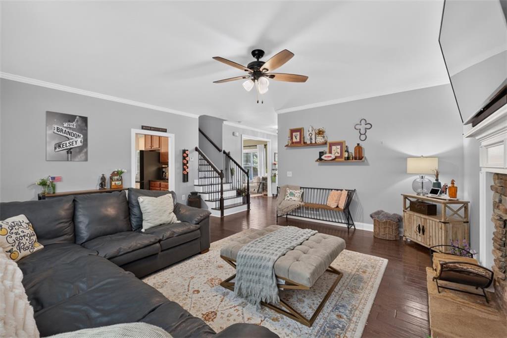 5370 Shadow Walk Way Property Photo 12