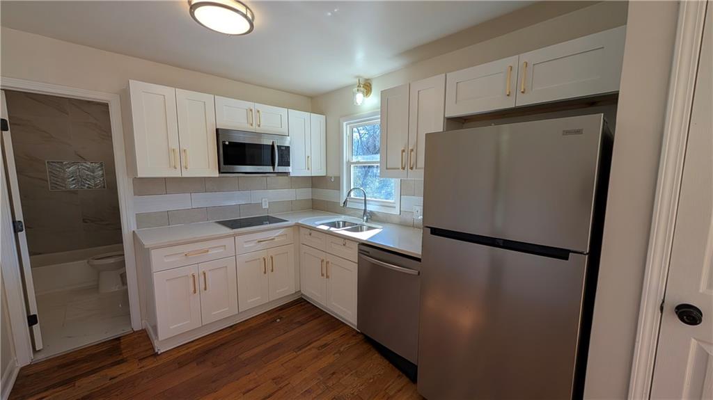 3915 Emerald North Drive Property Photo 5