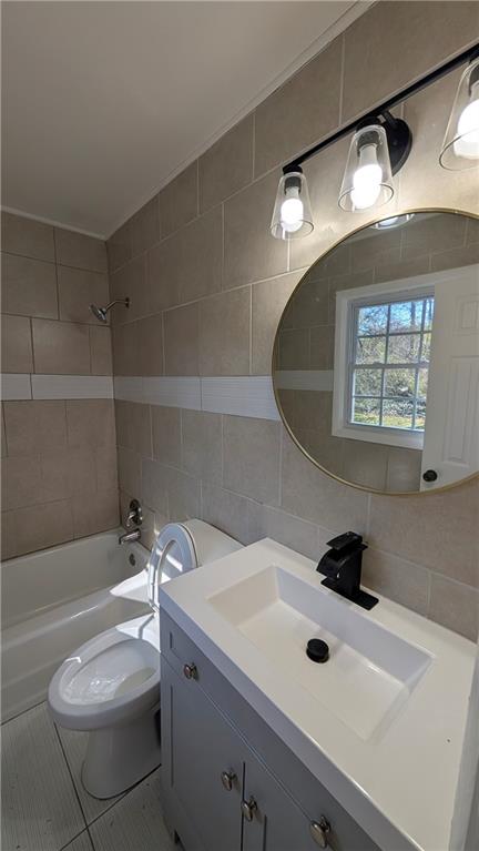 3915 Emerald North Drive Property Photo 25