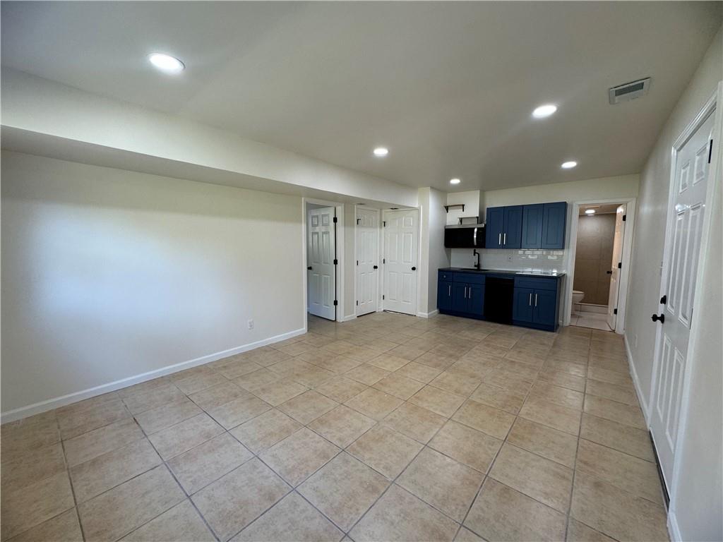 3915 Emerald North Drive Property Photo 27