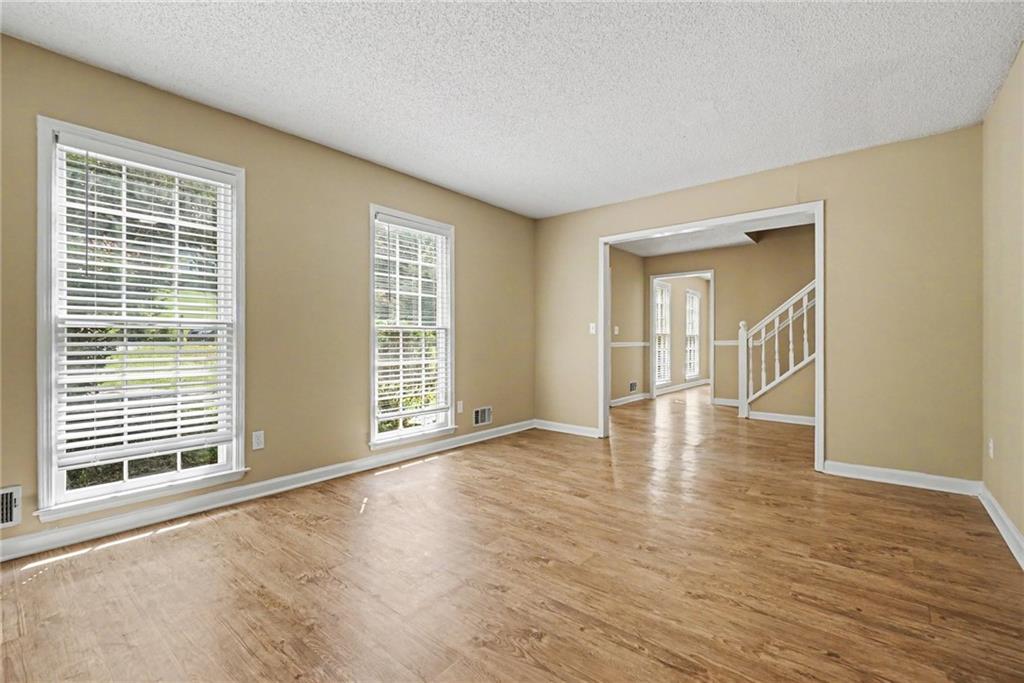2993 Carrollton Court Property Photo 3