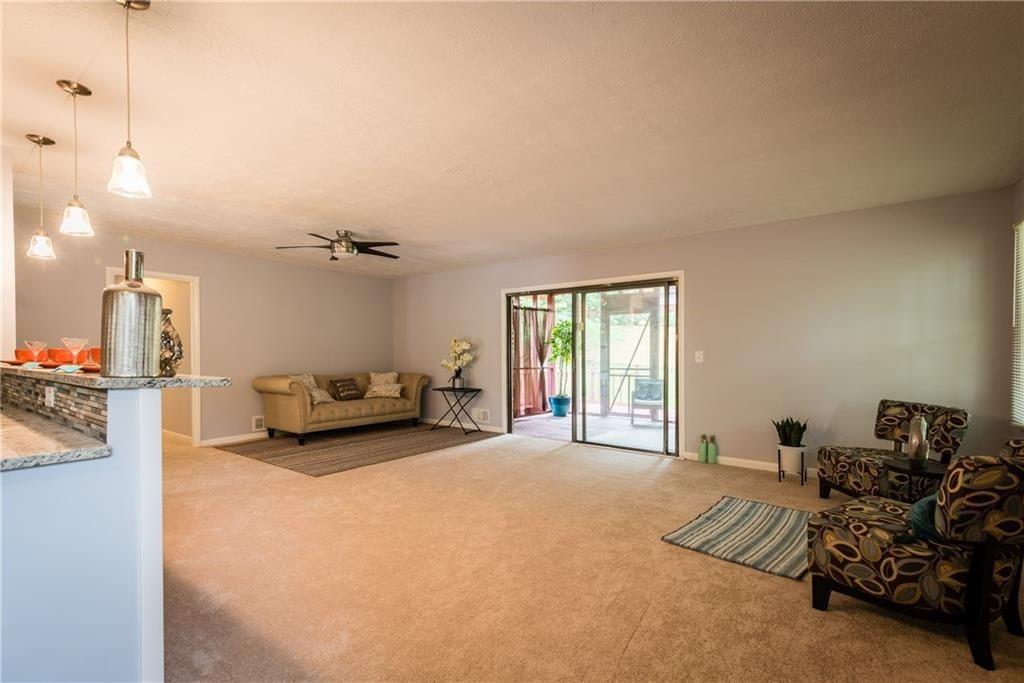 4224 Cottage Lane Property Photo 4