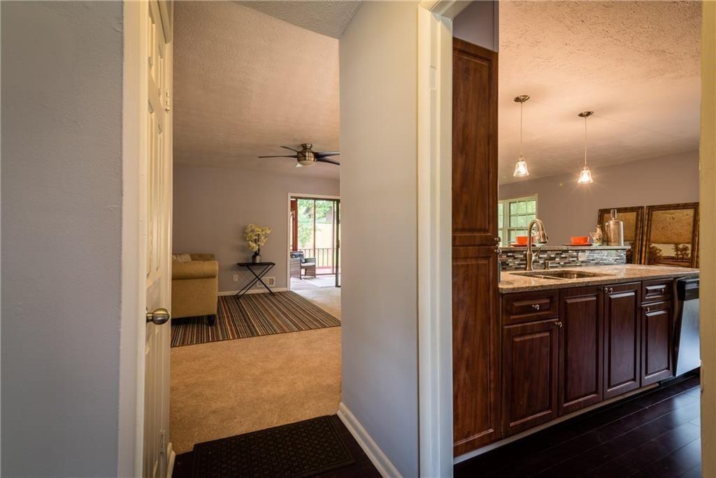 4224 Cottage Lane Property Photo 10