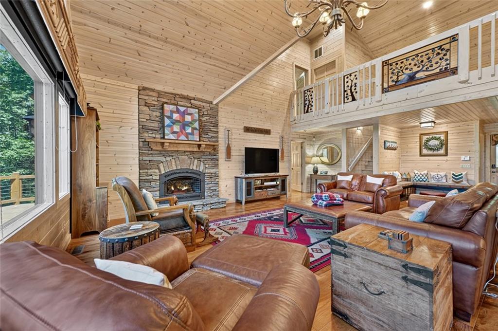 85 Squirrel Chase Property Photo 20