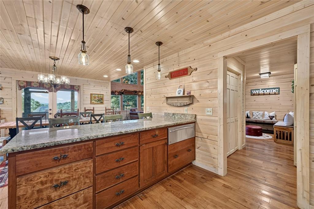 85 Squirrel Chase Property Photo 25