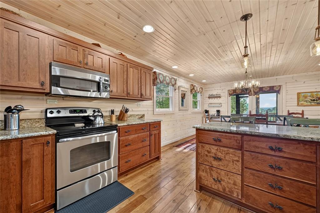 85 Squirrel Chase Property Photo 29