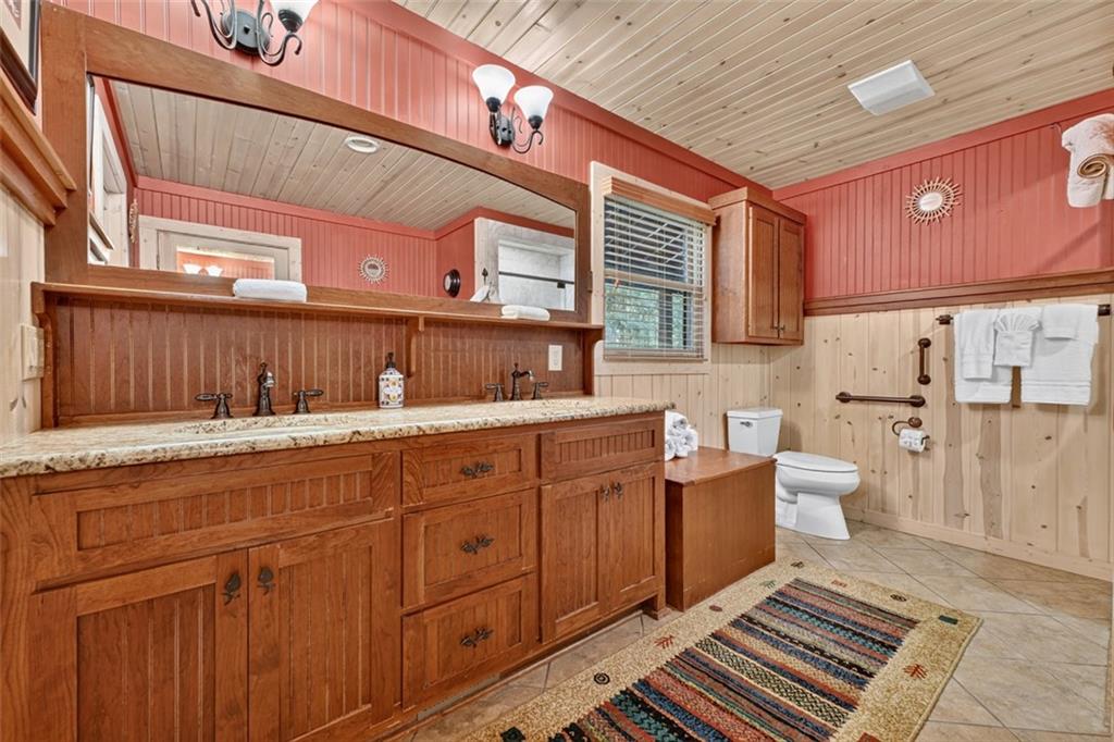 85 Squirrel Chase Property Photo 37