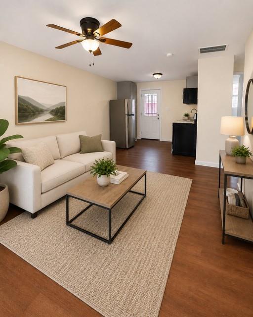 767 Lilly Avenue Unit B Property Photo 4