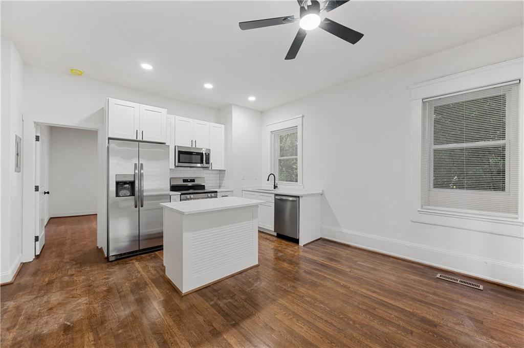 360 Ponce De Leon Avenue Ne Unit 2 Property Photo 3
