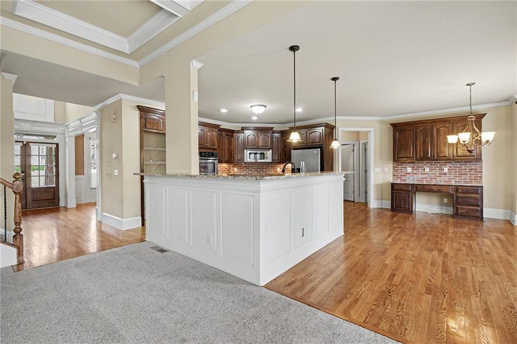 2435 Retreat Point Parkway Property Photo 14