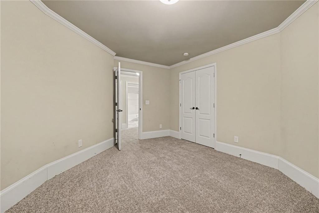 2435 Retreat Point Parkway Property Photo 33