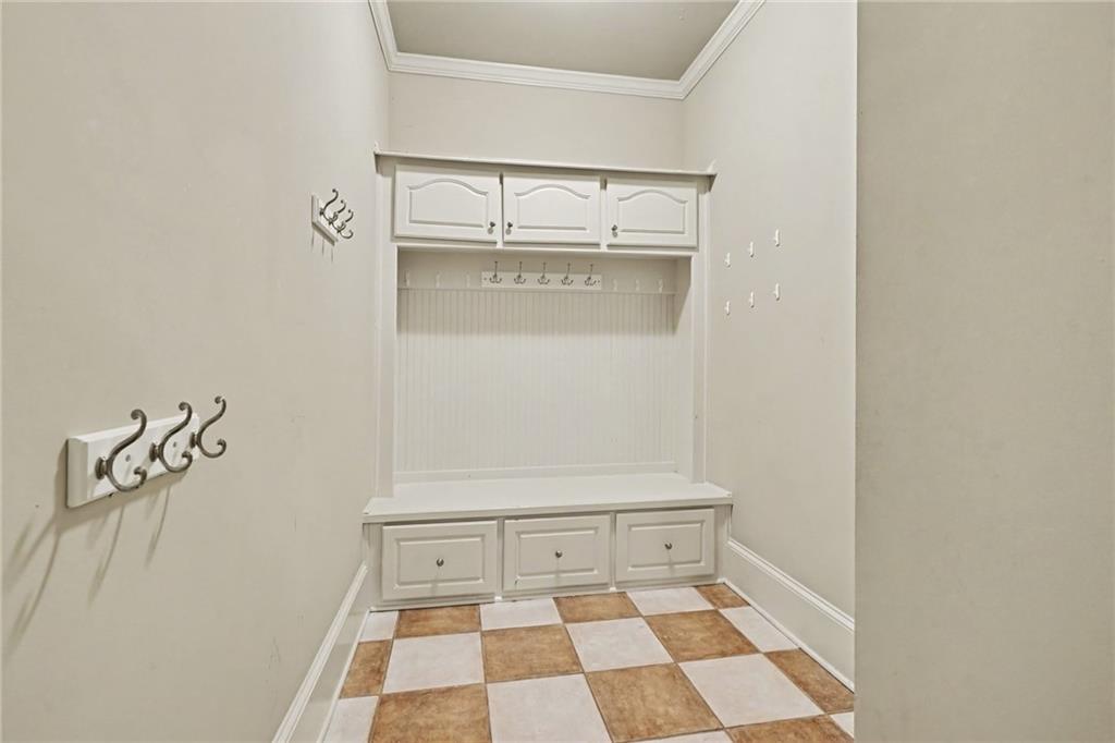 2435 Retreat Point Parkway Property Photo 41