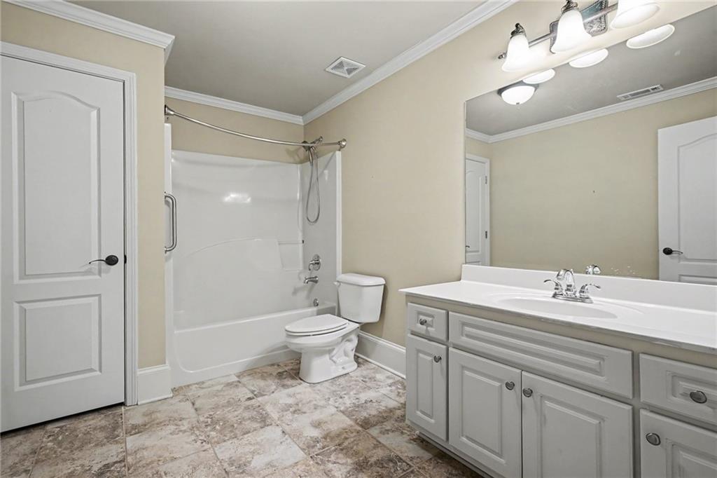 2435 Retreat Point Parkway Property Photo 49