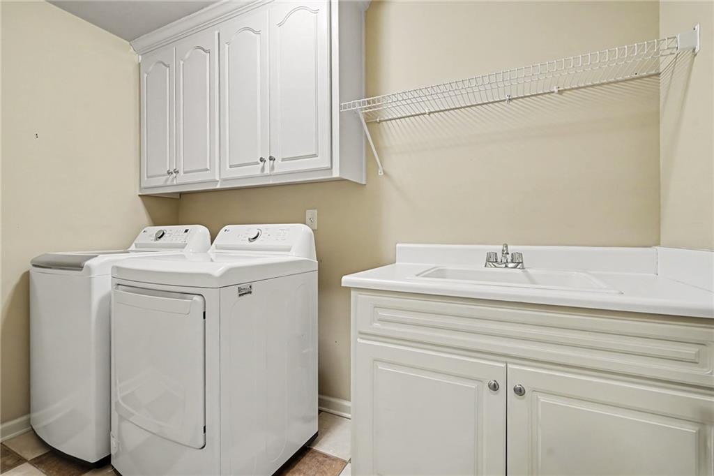 2435 Retreat Point Parkway Property Photo 50