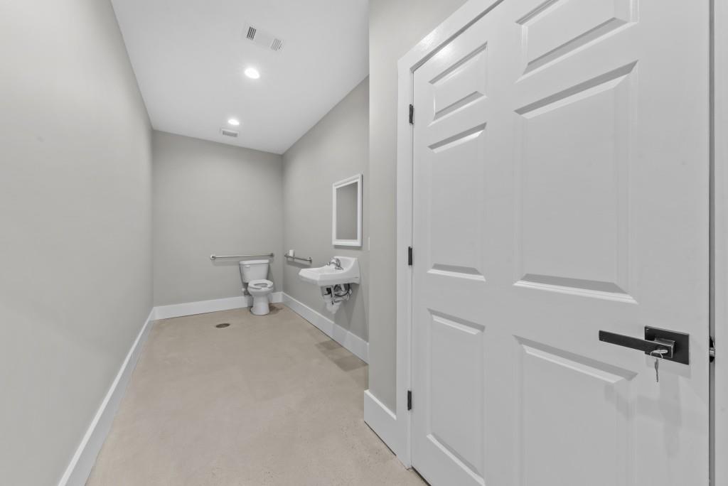 7820300 Property Photo 14