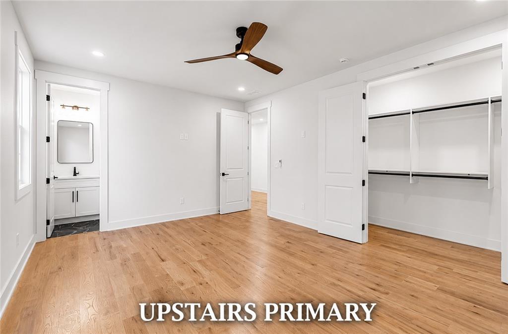 121 Forest Berry Court Property Photo 32