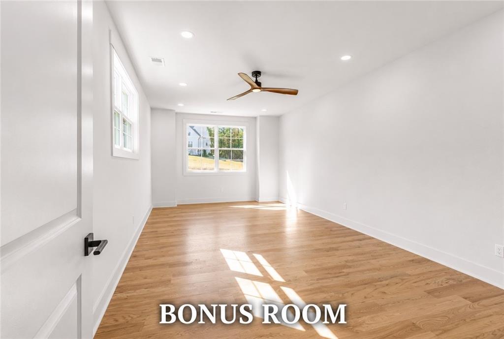 121 Forest Berry Court Property Photo 41