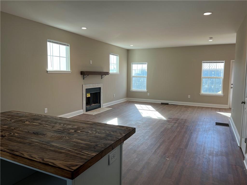 82 Liberty Court Property Photo 2