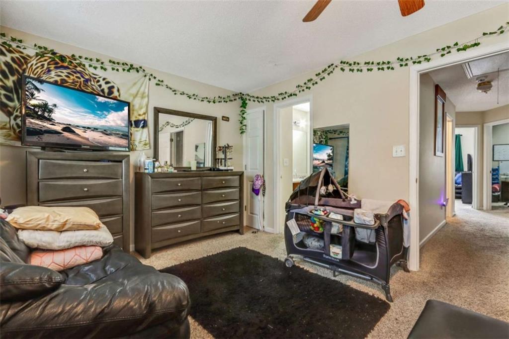 6964 Gallant Circle Property Photo 7