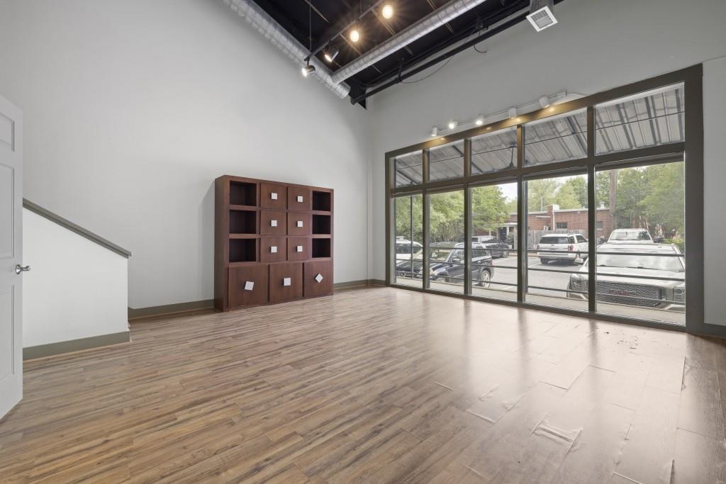 7820362 Property Photo 11
