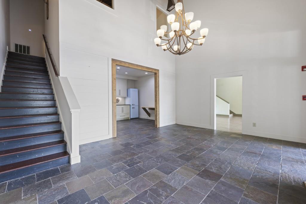 7820362 Property Photo 23