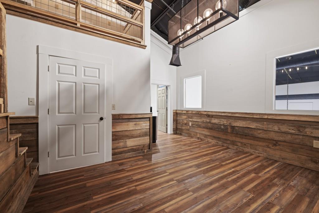 7820362 Property Photo 38