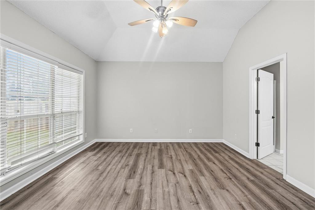 7820384 Property Photo 11