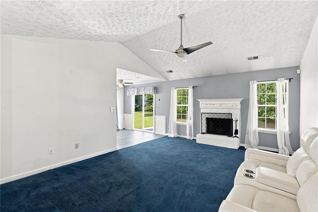 1648 Graystone Drive Property Photo 4