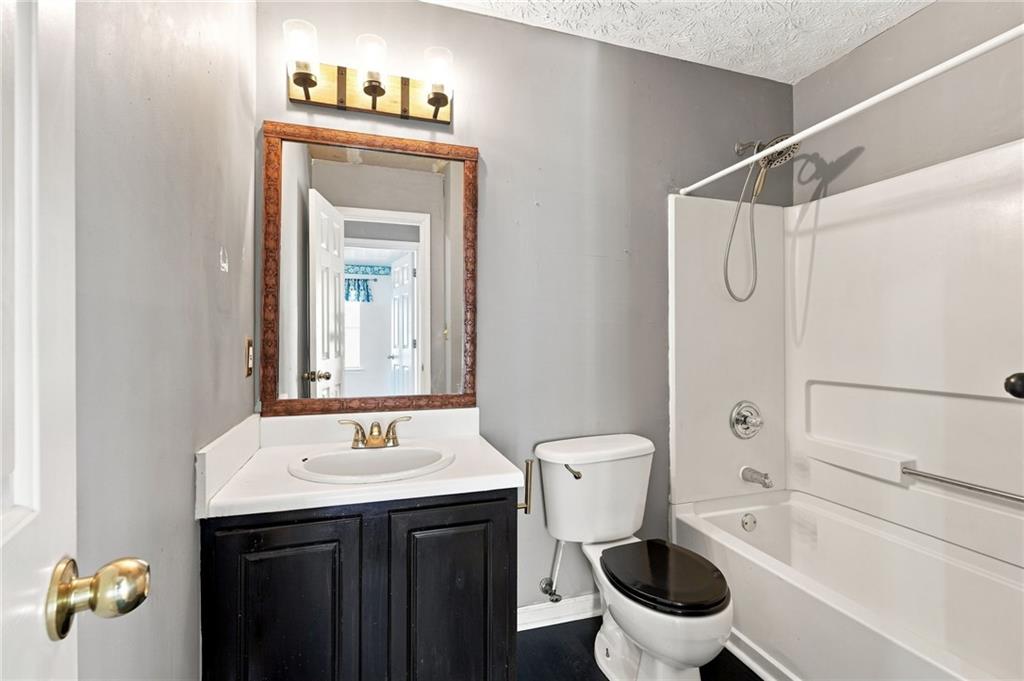 1648 Graystone Drive Property Photo 17