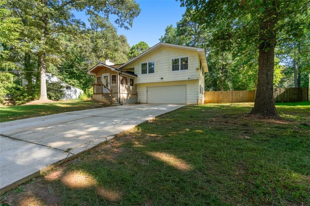 104 Park Place Property Photo 3