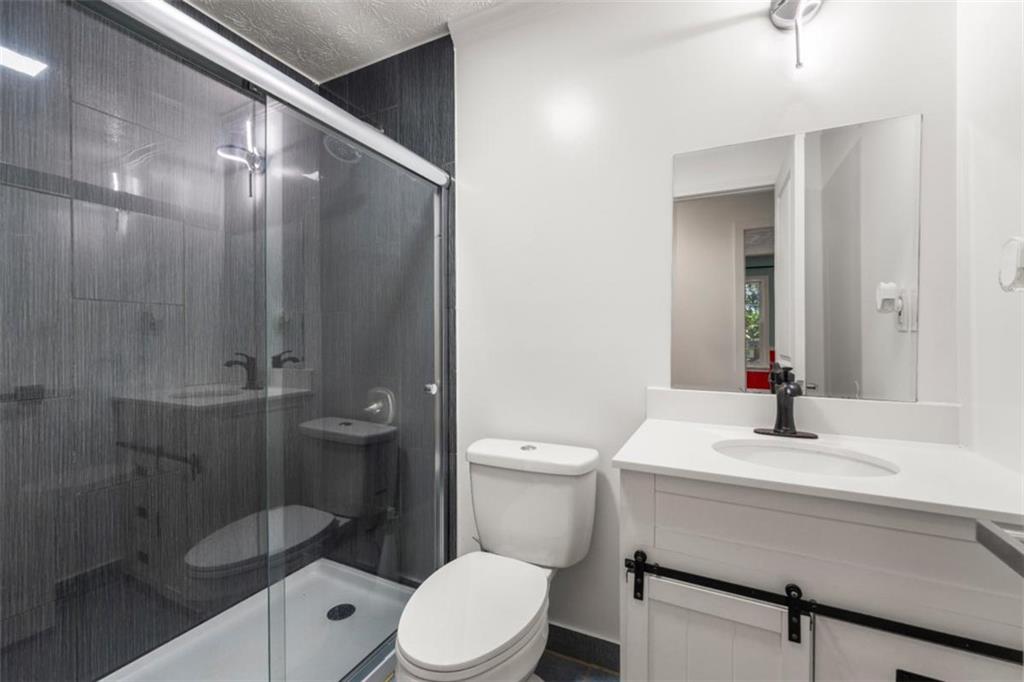 104 Park Place Property Photo 15