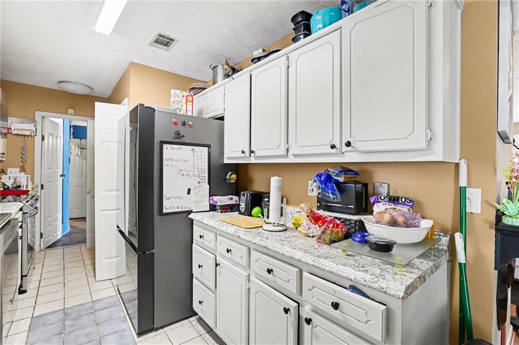 2805 Robinson Wood Drive Property Photo 12
