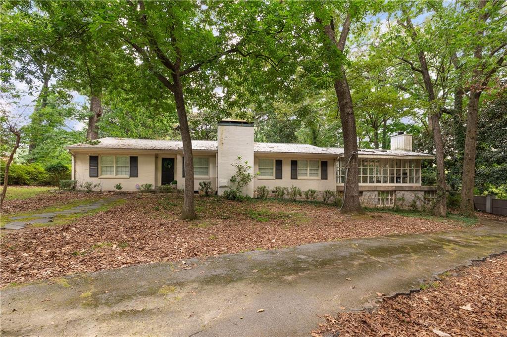 4715 Ridgeview Road Property Photo 1