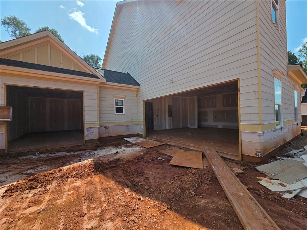 374 Meadows Drive Property Photo 3