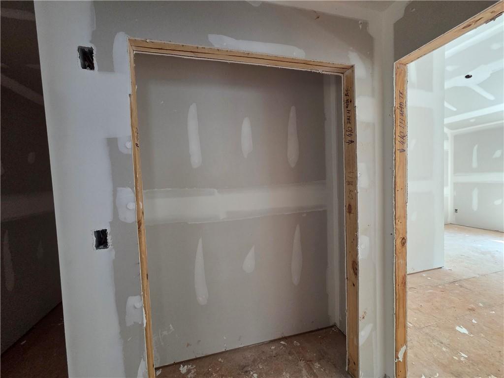 374 Meadows Drive Property Photo 28