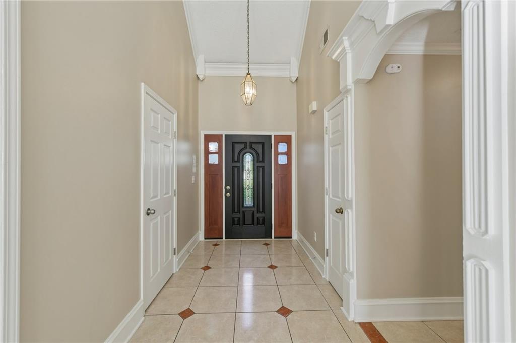 2084 Green Gate Place Property Photo 4
