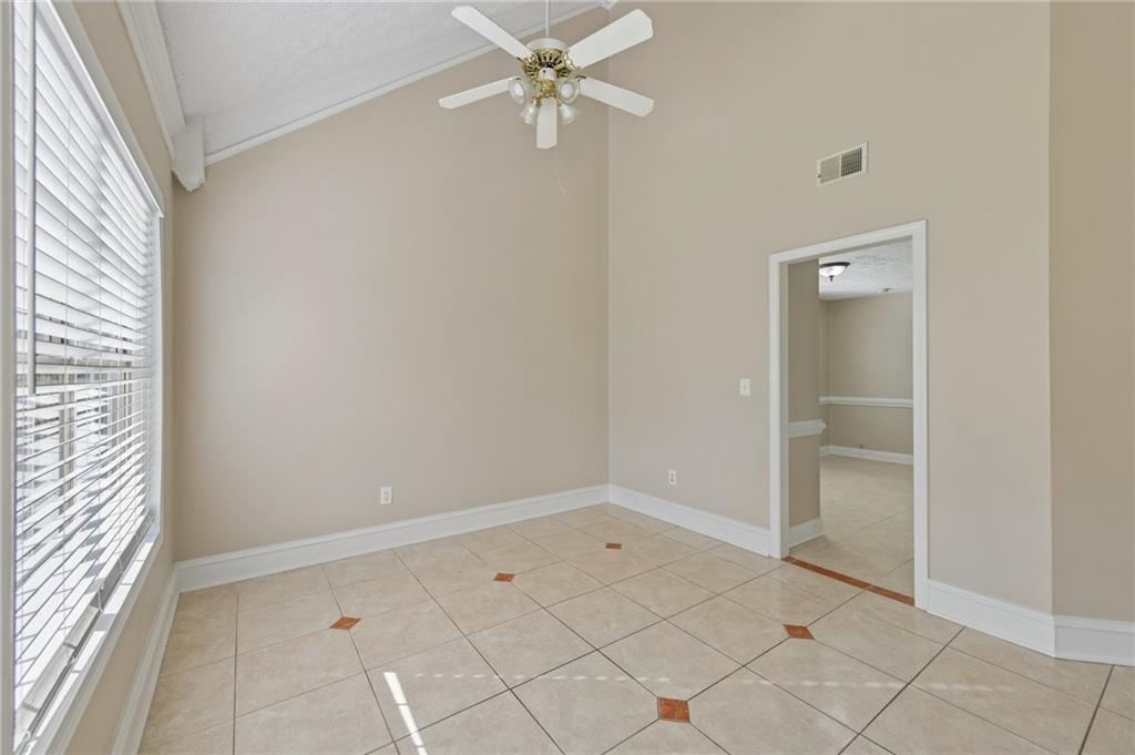 2084 Green Gate Place Property Photo 11