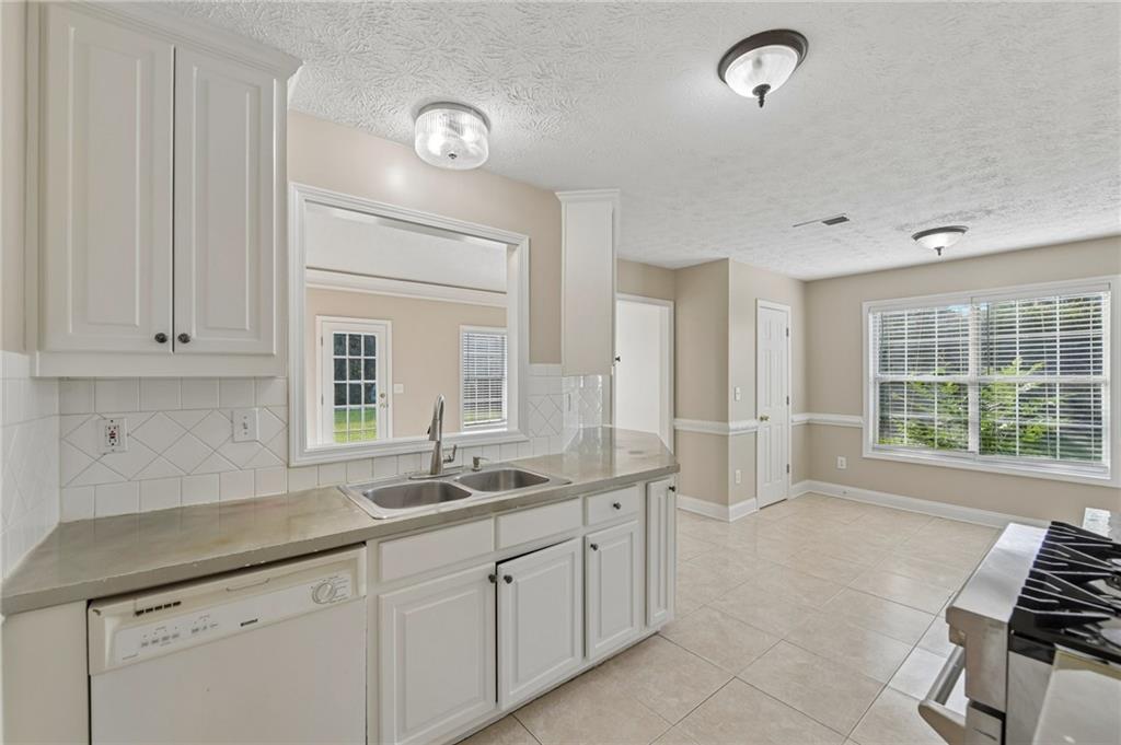 2084 Green Gate Place Property Photo 18