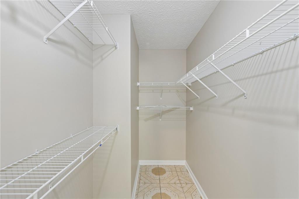 2084 Green Gate Place Property Photo 26