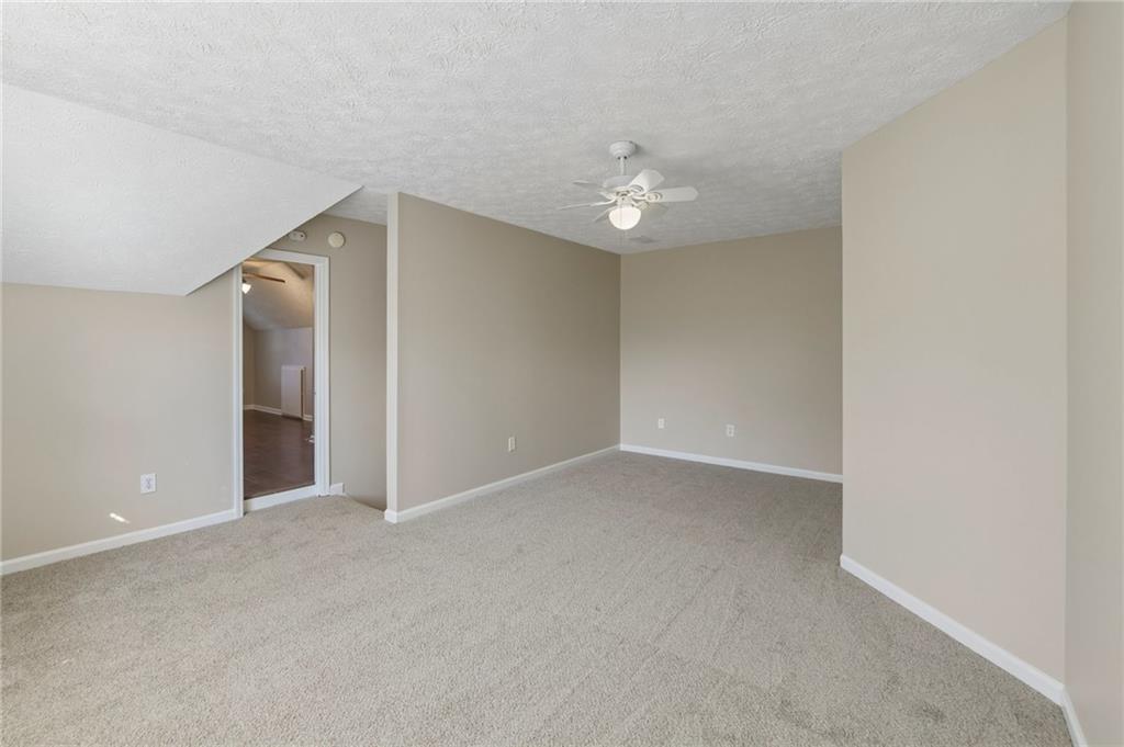2084 Green Gate Place Property Photo 30