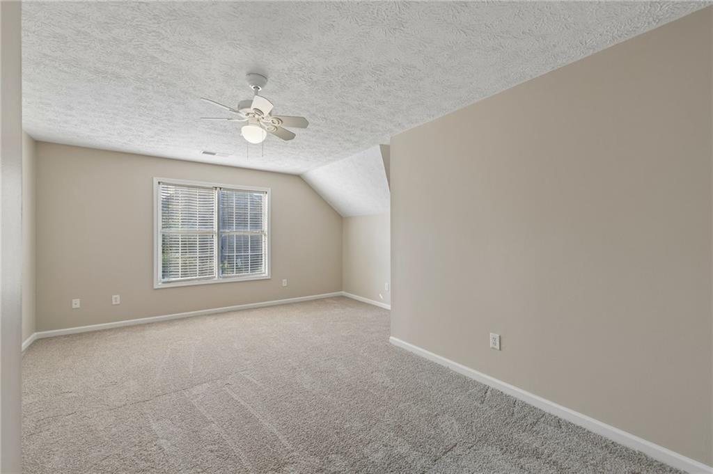 2084 Green Gate Place Property Photo 31