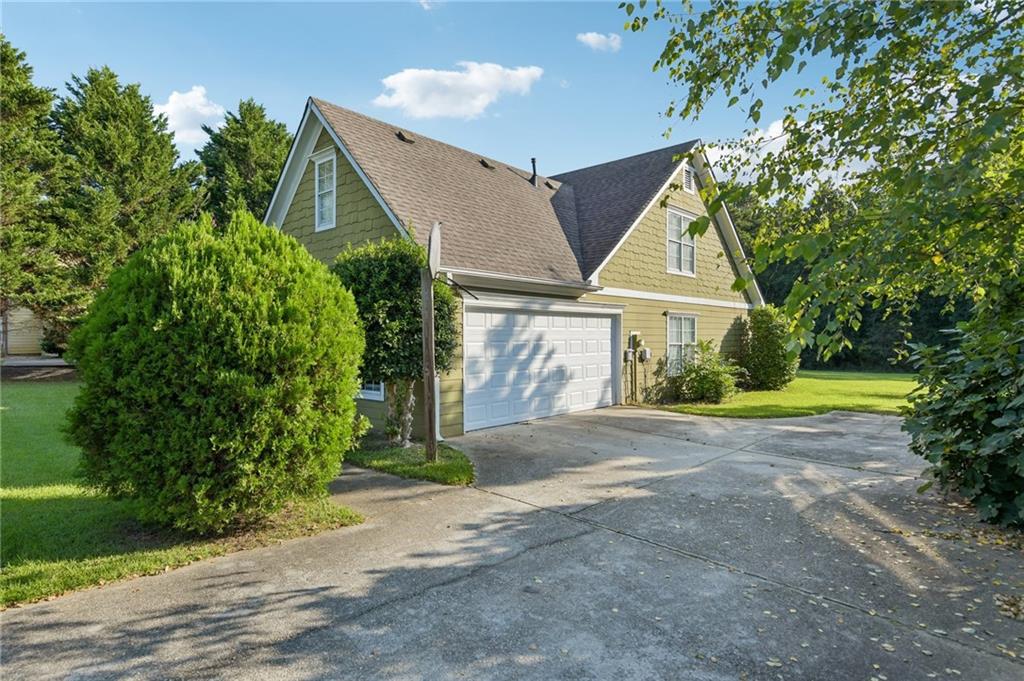 2084 Green Gate Place Property Photo 34