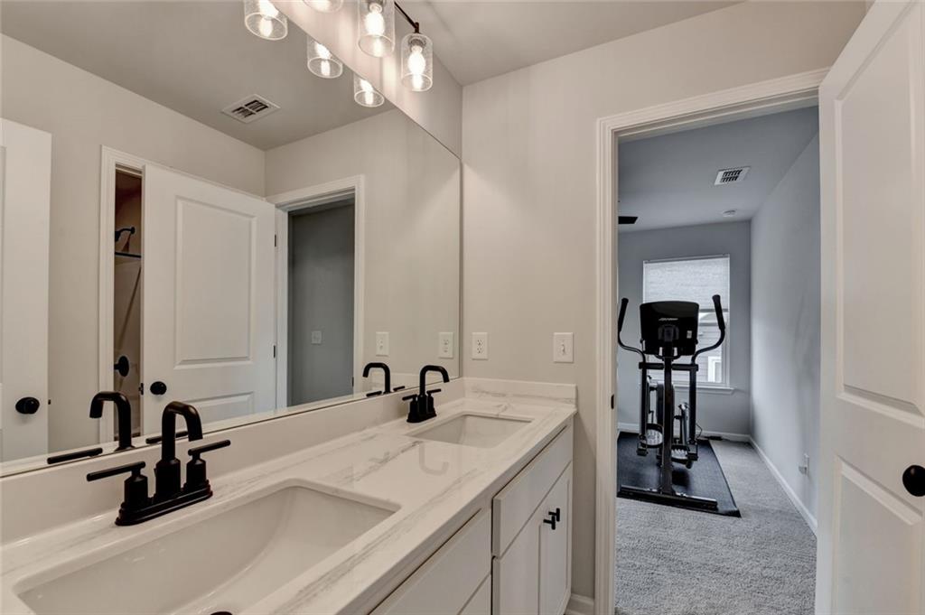 4665 Shipley Avenue Property Photo 45